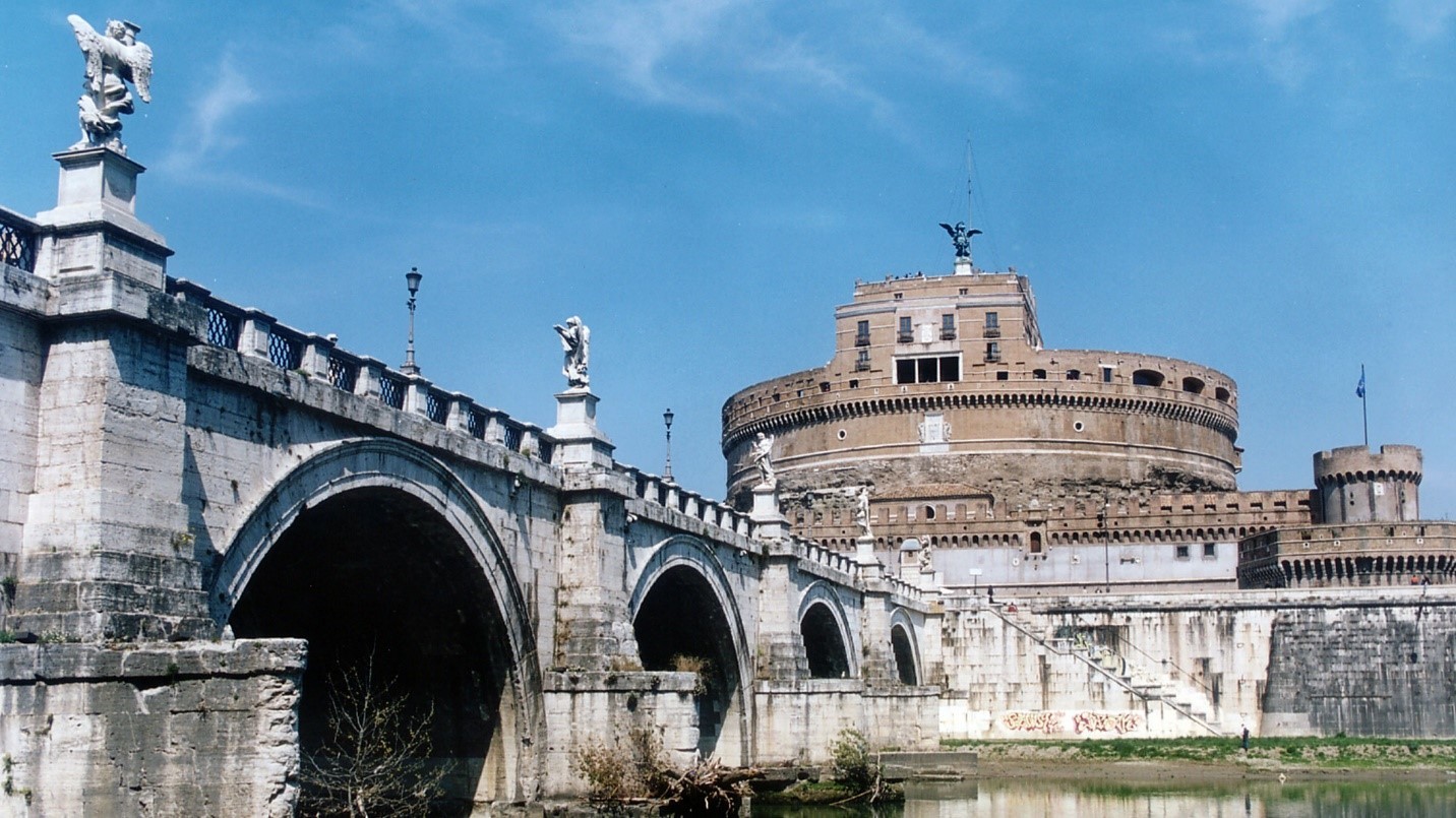قلعه سنت آنجلو رم در ایتالیا تا مذهب در چین