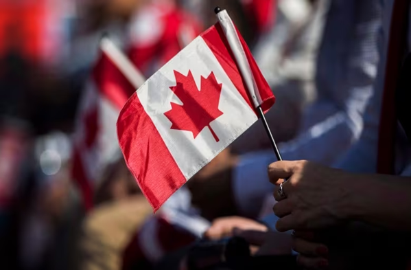 چطور در سریعترین زمان اقامت کانادا بگیریم؟