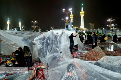 مراسم احیاء شب بیست و یکم ماه مبارک رمضان در حرم مطهر رضوی