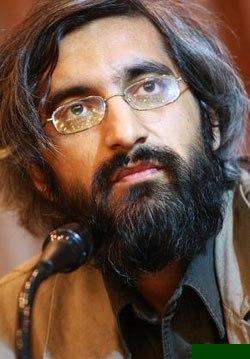 شبکه&zwnj;های جاسوسی بیگانه برای ایجاد تفرقه به مشهد امید بسته&zwnj;اند/ مداحی&zwnj;های سرخ&zwnj;پوستی نتیجه منبرهای کنفوسیوسی