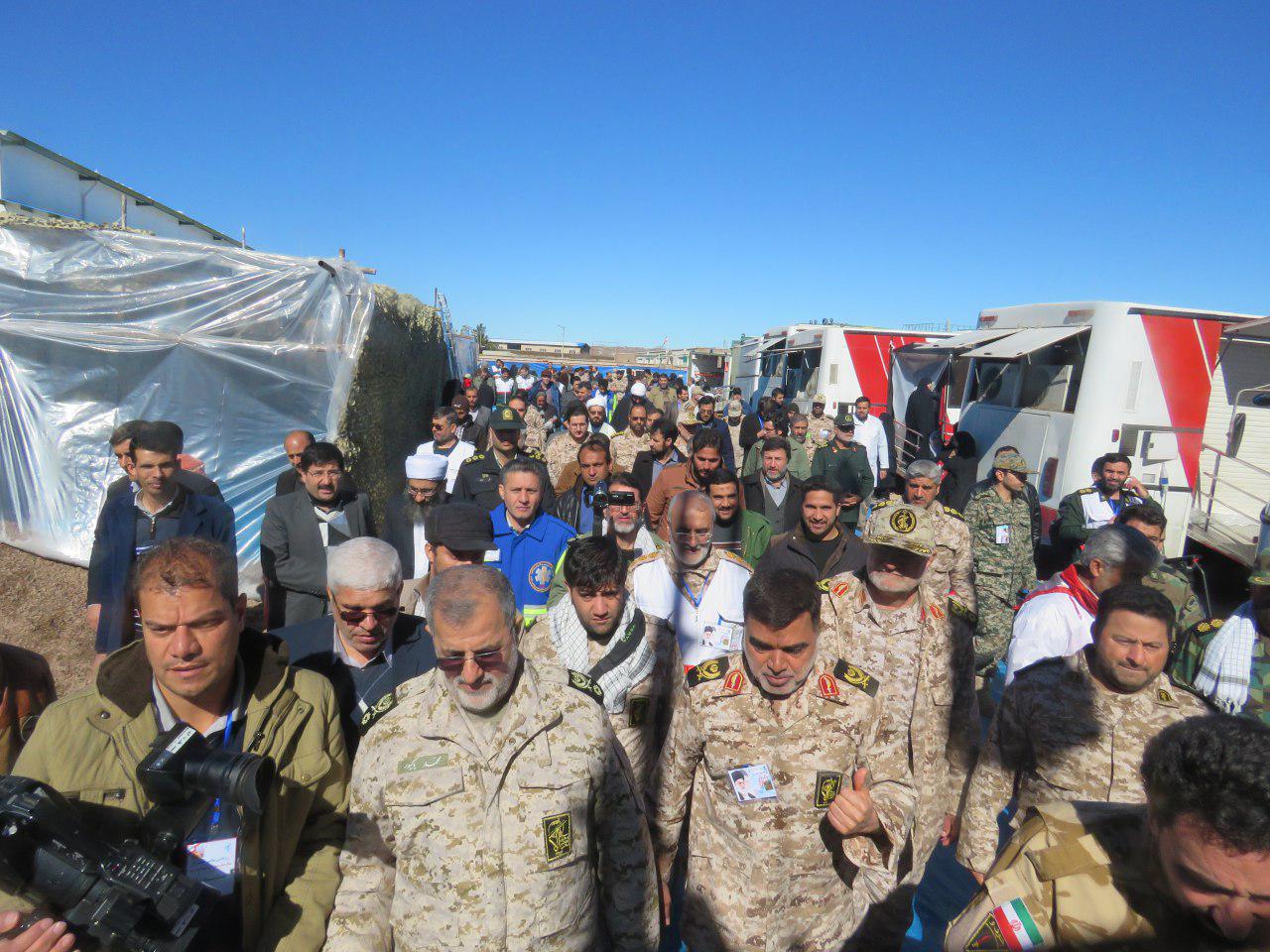 معادل ۹۶ میلیارد ریال خدمات در 12 بیمارستان صحرایی و سیار سپاه ارائه می&zwnj;شود / ایجاد  بیمارستان صحرایی به&zwnj;صورت سیار برای نخستین بار در کشور / رکورددار جابجایی سامانه&zwnj;های درمانی در دنیا هستیم / انعطاف&zwnj;پذیری بیمارستان&zwnj;های تخصصی سیار نیروی زمینی سپاه در کمترین زمان ممکن/خدمات &laquo;رایگان&raquo; درمانی به مرزنشینان ارائه می&zwnj;شود