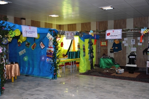 غرفه های سلامت مدرسه ابتدایی دخترانه سما اراک در آغاز هفته سلامت غرفه های سلامت مدرسه ابتدایی دخترانه سما اراک در آغاز هفته سلامت