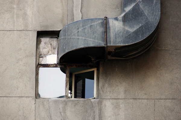 نازیبایی در معماری تهران