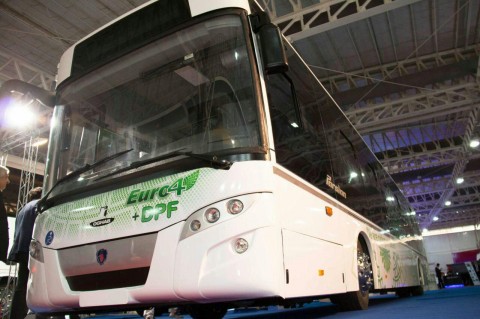 پرواز عقاب سبز بر فراز ایران پرواز عقاب سبز بر فراز ایران