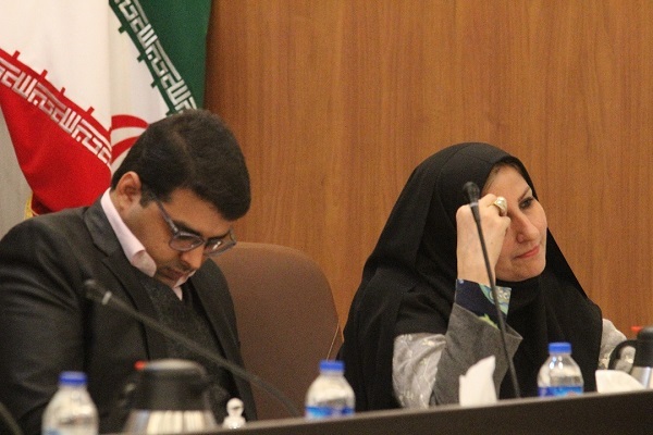 گزارش تصویری نشست مشترک احزاب  اصلاح طلب واعتدال گرا با استاندار خوزستان شب گذشته شنبه در سالن شهید رجایی استانداری خوزستان&zwnj;