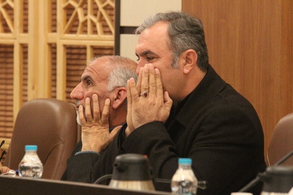 گزارش تصویری نشست مشترک احزاب  اصلاح طلب واعتدال گرا با استاندار خوزستان شب گذشته شنبه در سالن شهید رجایی استانداری خوزستان&zwnj;