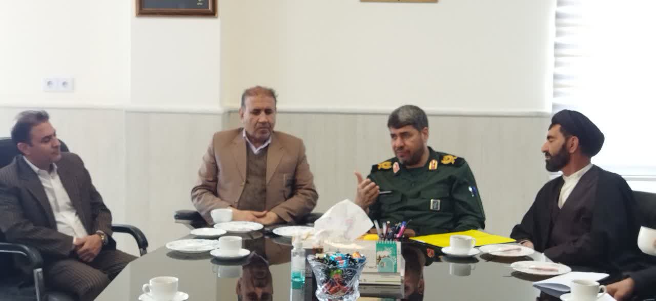 دیدار کارکنان اداره کل صمت استان با فرمانده سپاه فتح دیدار کارکنان اداره کل صمت استان با فرمانده سپاه فتح