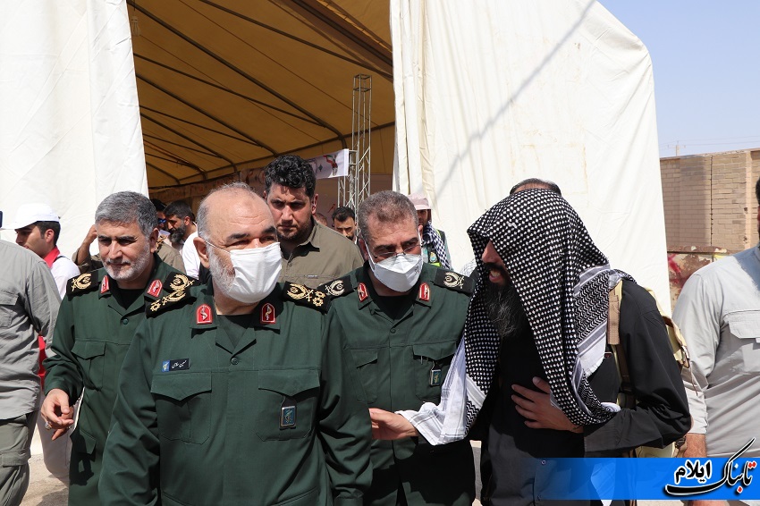 یک هزار دستگاه اتوبوس سپاه نقل و انتقال زوار را در داخل کشور انجام میدهند یک هزار دستگاه اتوبوس سپاه نقل و انتقال زوار را در داخل کشور انجام میدهند