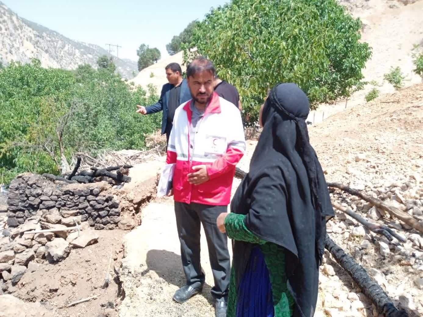 یک باب منزل مسکونی و تعدادی از احشام یک خانواده روستایی از توابع شهرستان مارگون در آتش سوخت یک باب منزل مسکونی و تعدادی از احشام یک خانواده روستایی از توابع شهرستان مارگون در آتش سوخت