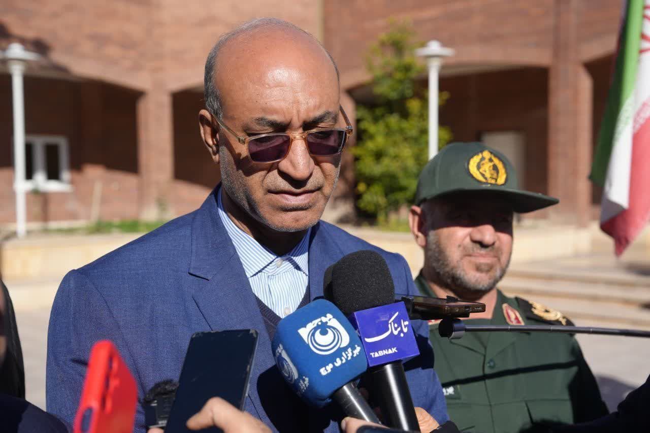 تأکید بر مدیریت یکپارچه مرز سومار و پیگیری منطقه ویژه اقتصادی/ عملیات حفاری چاههای نفتی و رونق مرز سومار در آینده نزدیک آغاز می شود تأکید بر مدیریت یکپارچه مرز سومار و پیگیری منطقه ویژه اقتصادی/ عملیات حفاری چاههای نفتی و رونق مرز سومار در آینده نزدیک آغاز می شود