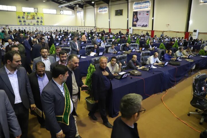 راه اندازی مرکز سامانه الکترونیکی ارتباطات مردمی با دولت در قم