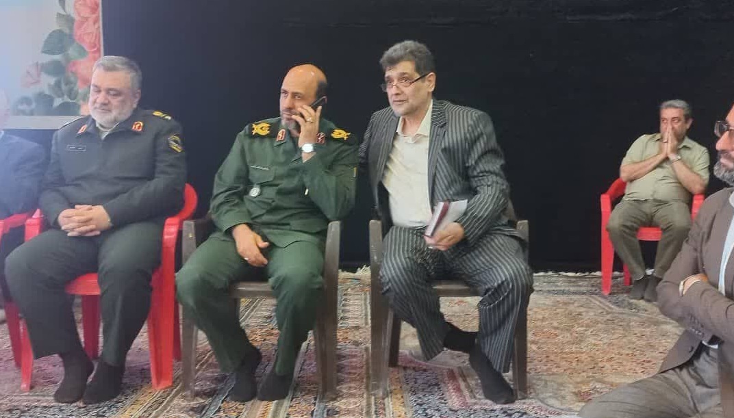 گردهمایی یادگاران هشت سال دفاع مقدس با حضور پر شور جامعه ایثارگران استان البرز برگزار شد+فیلم