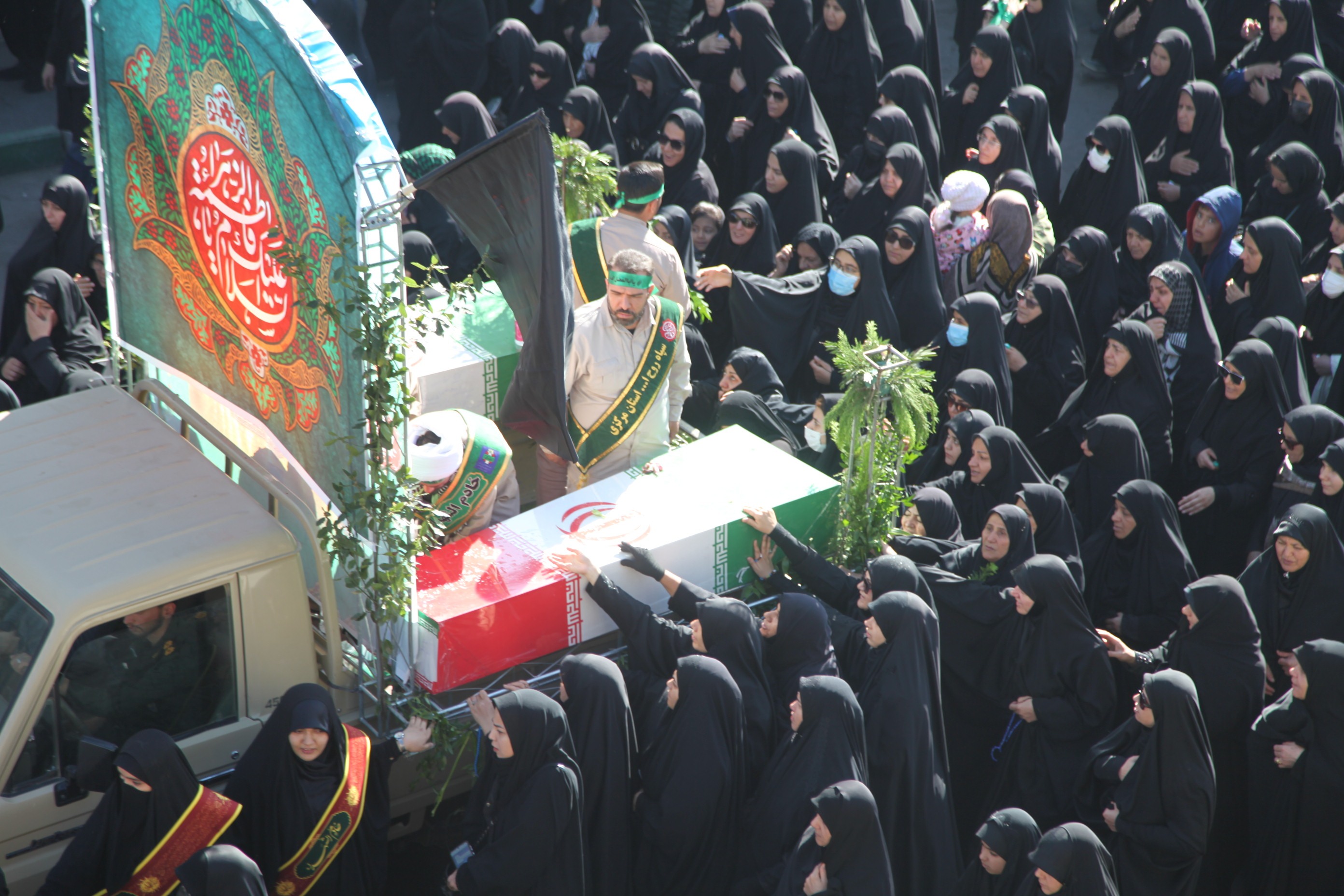 در سالروز شهادت حضرت فاطمه (س) پیکر شهدای گمنام میهمان مردم اراک