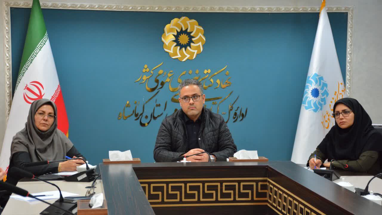 باید از تمام ابزارهای نوین در ترویج کتاب و کتابخوانی استفاده کنیم باید از تمام ابزارهای نوین در ترویج کتاب و کتابخوانی استفاده کنیم