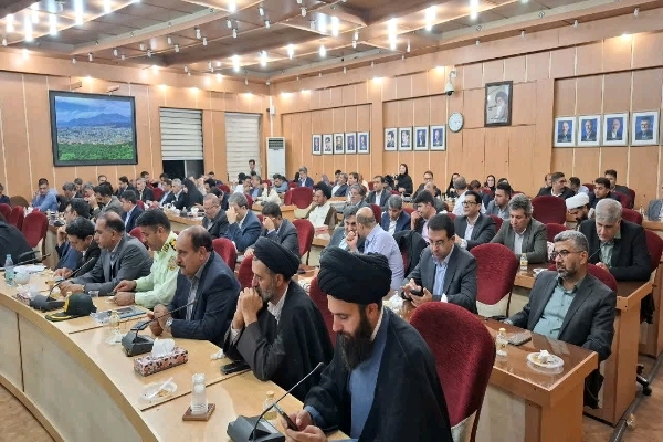 وزارت تعاون کارخانه‌ساز نیست؛ انتظار ساخت پتروشیمی از ما نداشته باشید