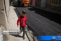 لکه‌گیری آسفالت معابر منتهی به مدارس یزد انجام می‌شود